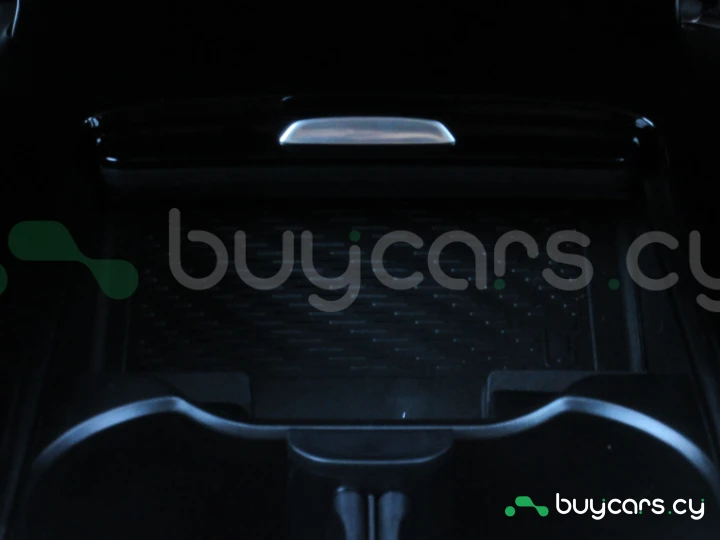 Mercedes A-class Белый