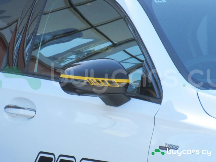 Mercedes A-class Белый