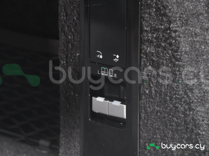 Land Rover Range Rover Sport Black