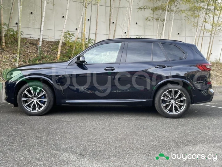 BMW X5 Черный