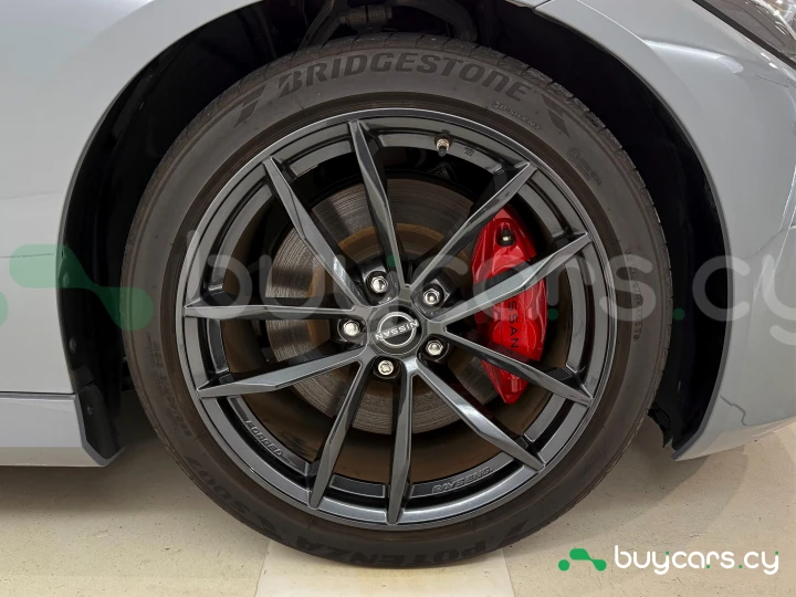 Nissan Fairlady z Grey