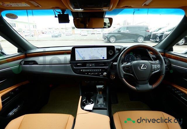 Lexus ES White