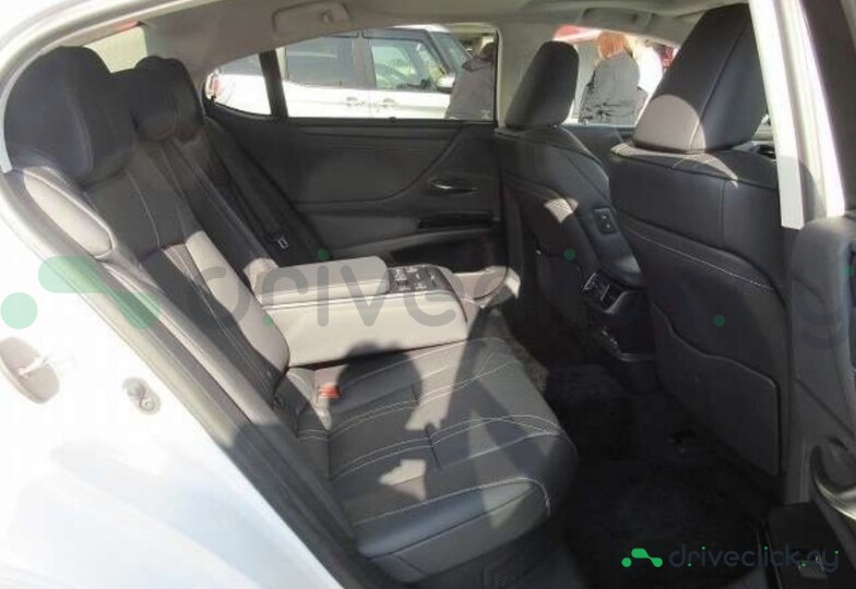 Lexus ES White