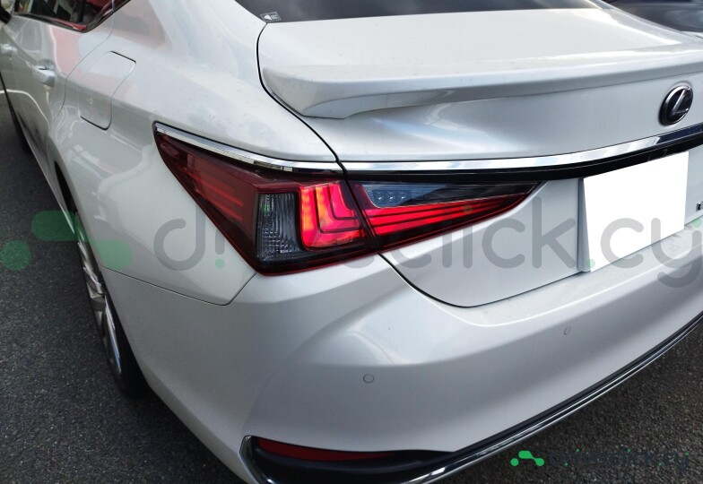 Lexus ES White