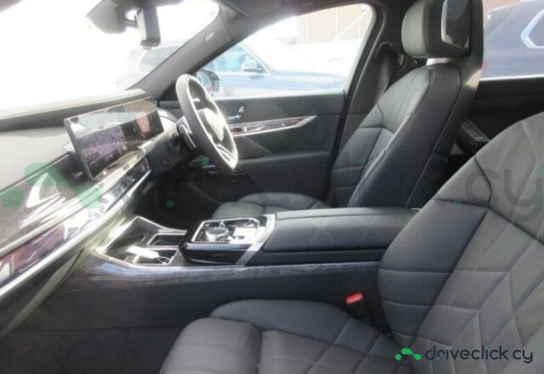 BMW 7 series Black