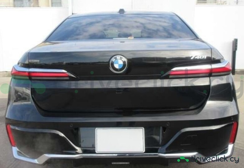 BMW 7 series Black