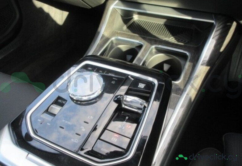 BMW 7 series Black