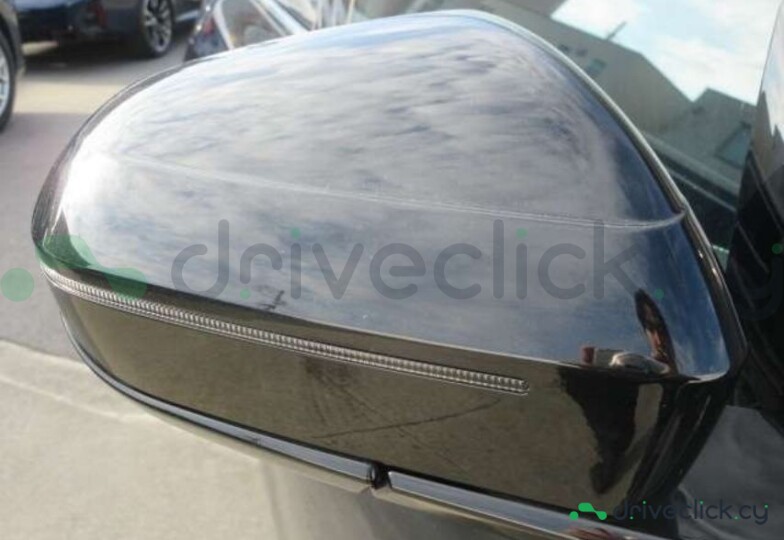 BMW 7 series Black