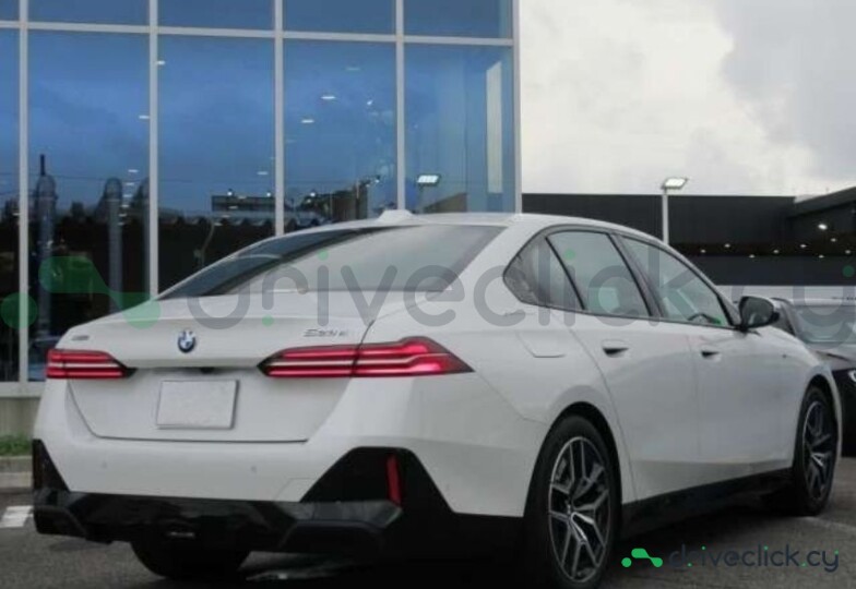 BMW 5 series White