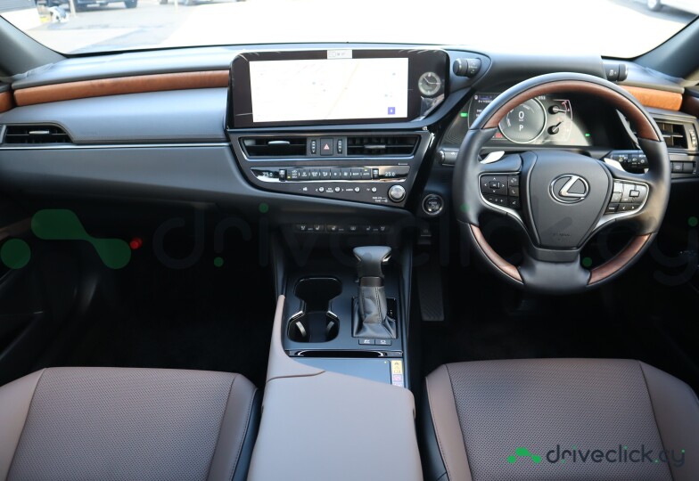 Lexus ES White