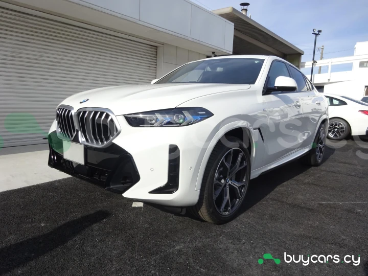 BMW X6 White