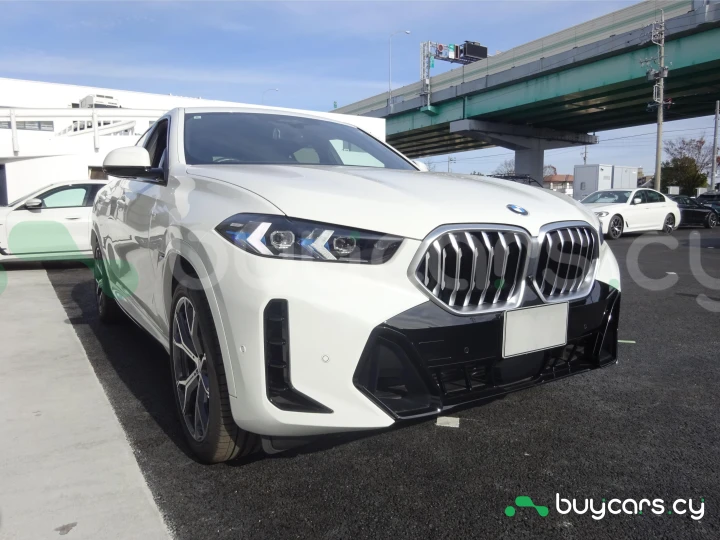 BMW X6 White