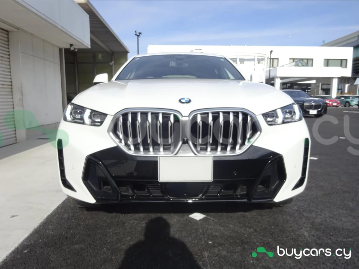 BMW X6 White