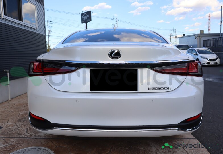 Lexus ES White