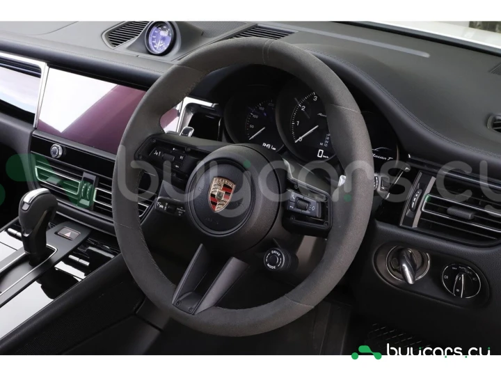 Porsche Macan Белый