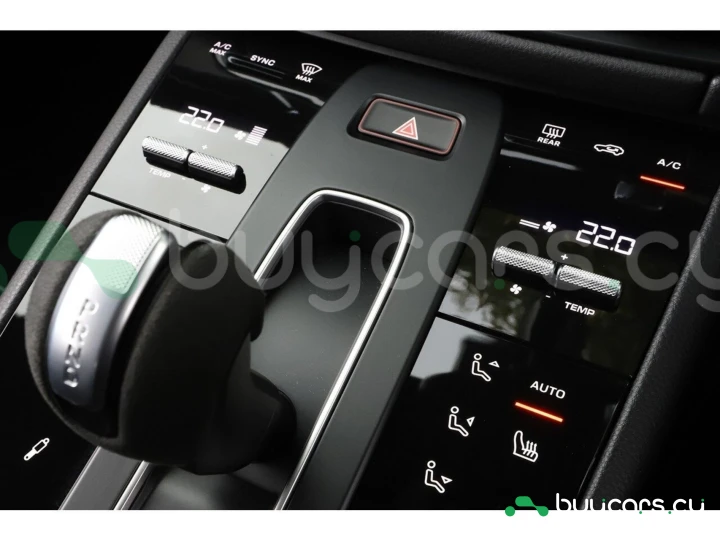 Porsche Macan Белый