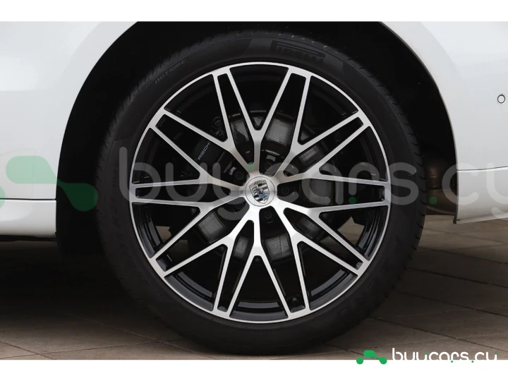 Porsche Macan Белый