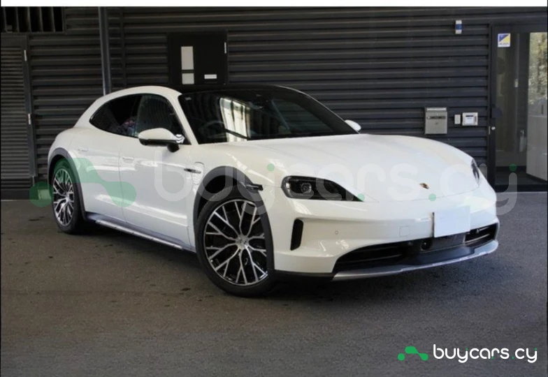 Porsche Taycan White