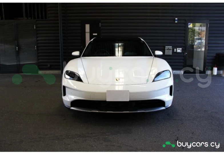 Porsche Taycan White