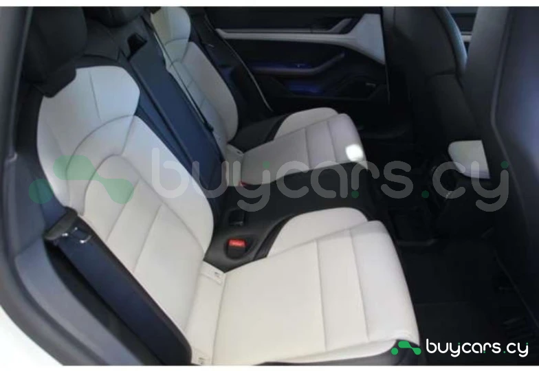 Porsche Taycan White