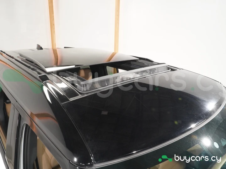 Land Rover Defender White