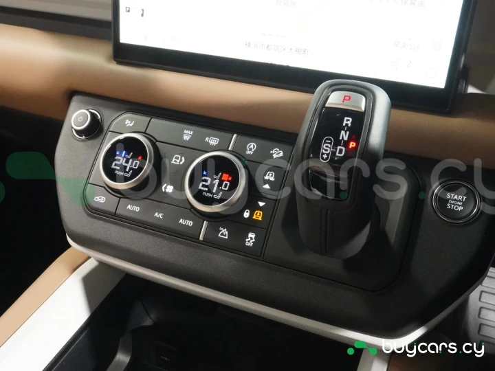 Land Rover Defender White