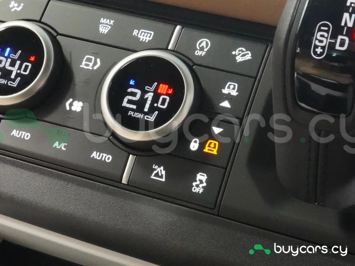 Land Rover Defender White