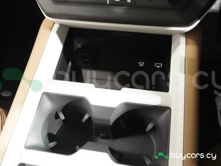 Land Rover Defender White