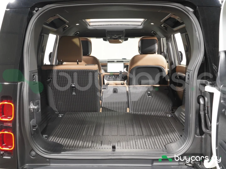 Land Rover Defender White