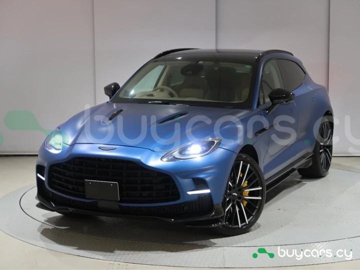 Aston Martin DBX Синий