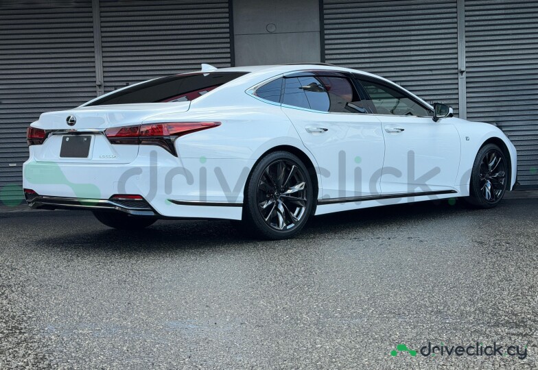 Lexus LS White