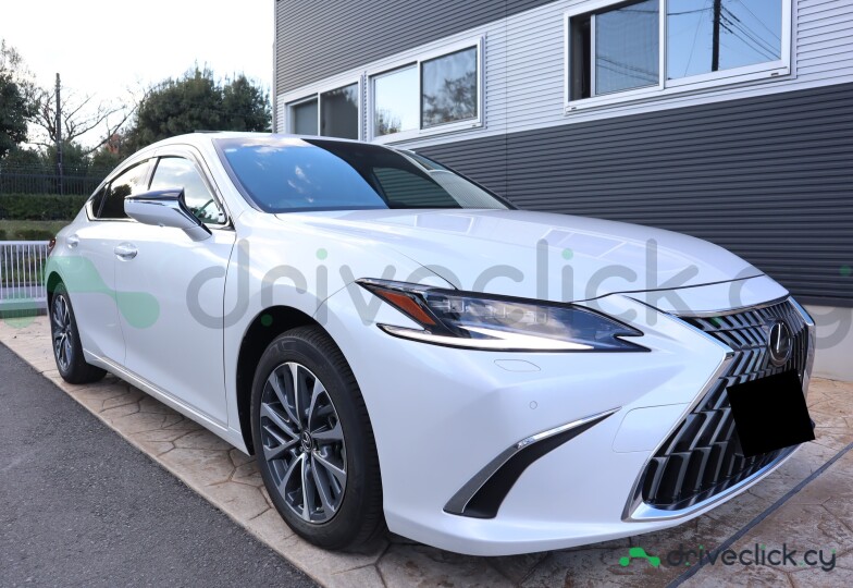 Lexus ES White