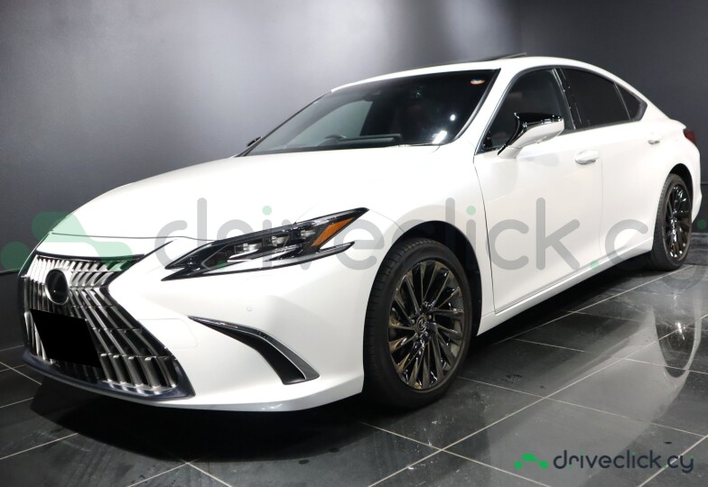 Lexus ES White