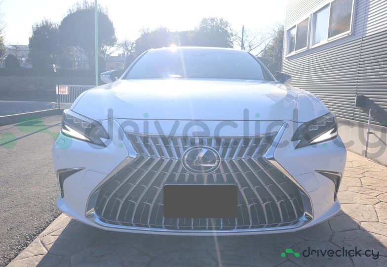 Lexus ES White