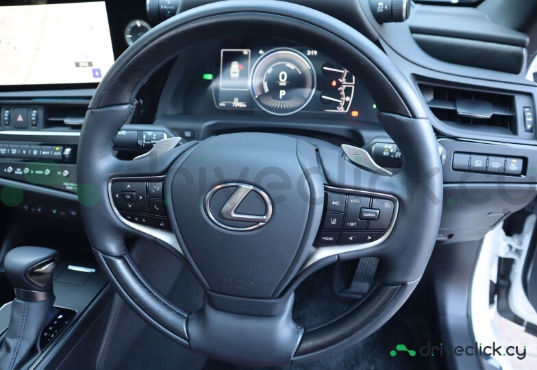 Lexus ES White