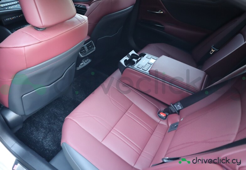 Lexus ES White