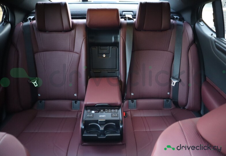 Lexus ES White