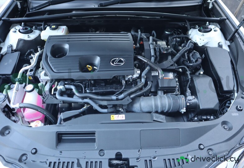 Lexus ES White
