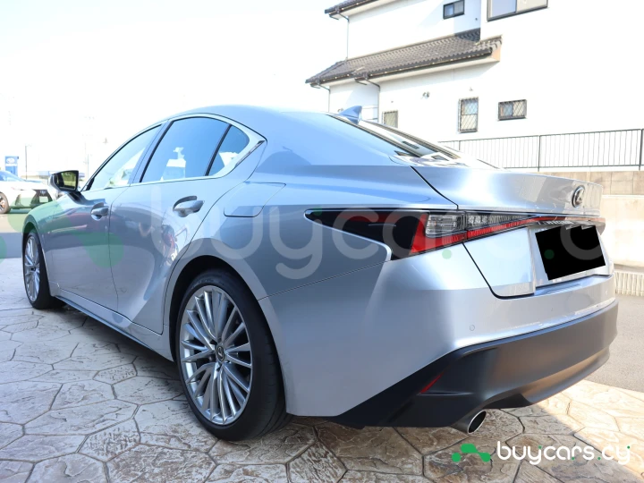 Lexus IS Серый