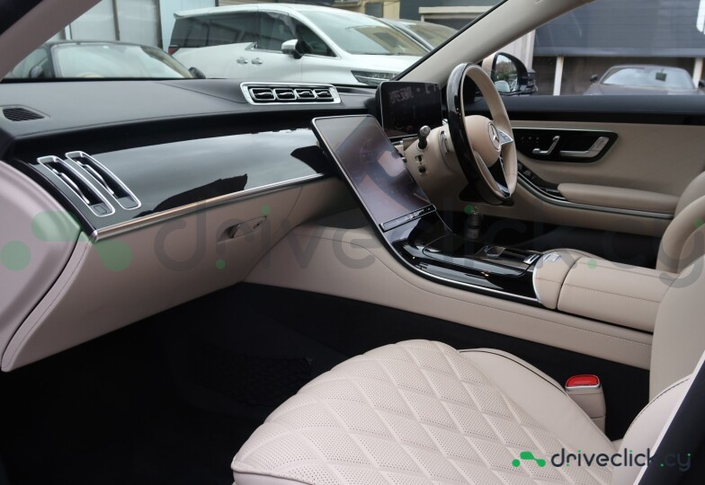 Mercedes S-class Gold