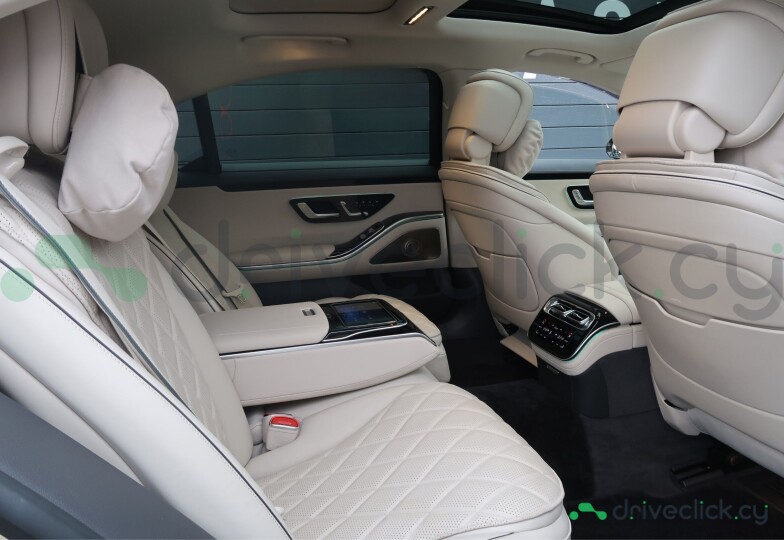Mercedes S-class Gold
