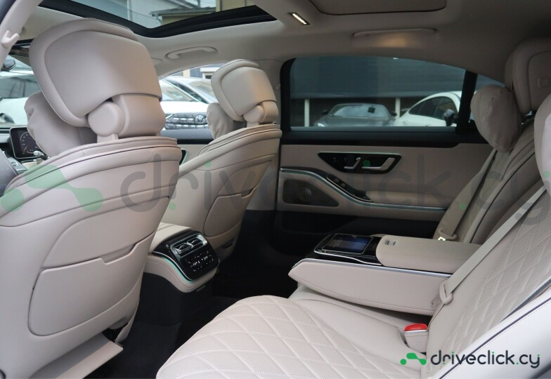 Mercedes S-class Gold