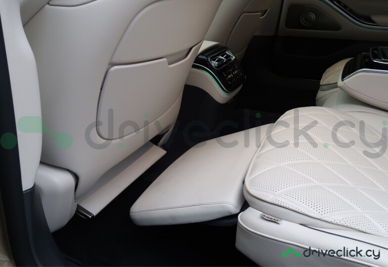Mercedes S-class Gold