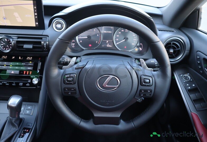 Lexus IS Серый