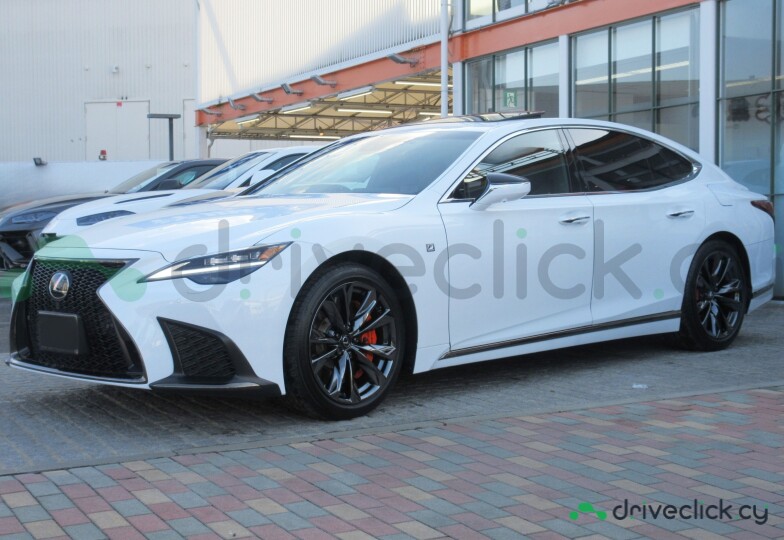 Lexus LS White