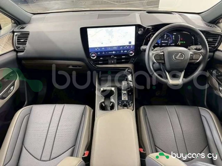 Lexus NX Бежевый