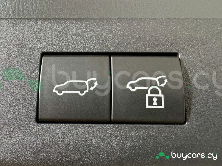 Lexus NX Бежевый