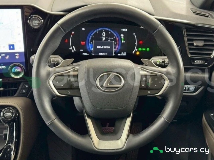 Lexus NX Бежевый