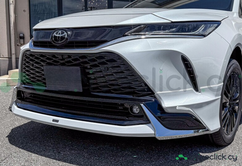 Toyota Harrier Белый