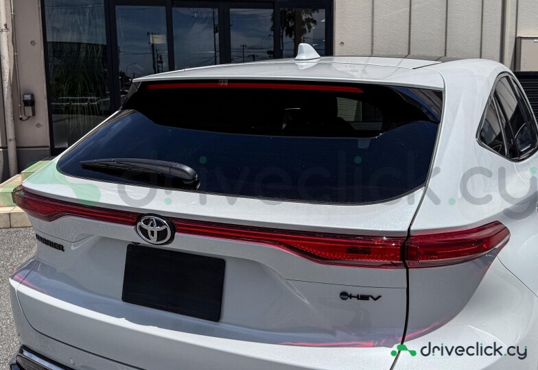 Toyota Harrier Белый